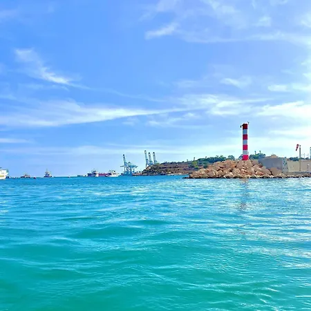 Tan-nanniet Two Bedroom Apartment *