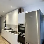 Tan-nanniet Two Bedroom شقة *