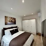 Tan-nanniet Two Bedroom *