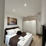 Tan-nanniet Two Bedroom شقة مرسلوك