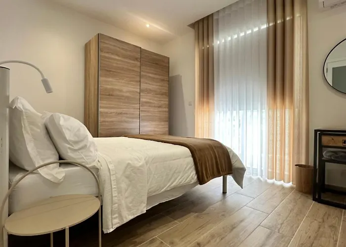 Tan-nanniet Two Bedroom *